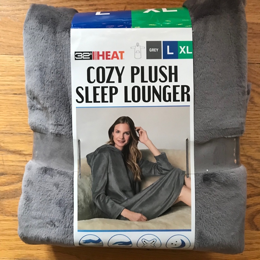Sleep loungewear